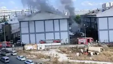Başakşehir Sanayi Sitesi’nde Büyük Yangın: Korkutan Anlar ve Sebepleri