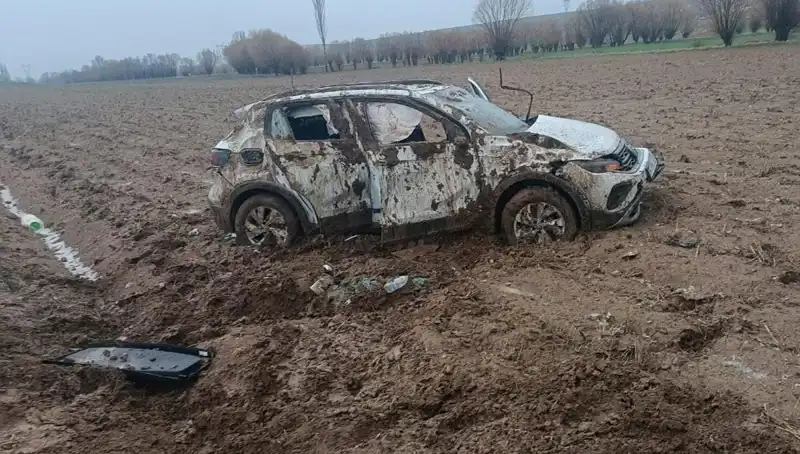 Şarampole Devrilen Otomobilde İki Kişi Yaralandı: Olayın Detayları Ortaya Çıktı