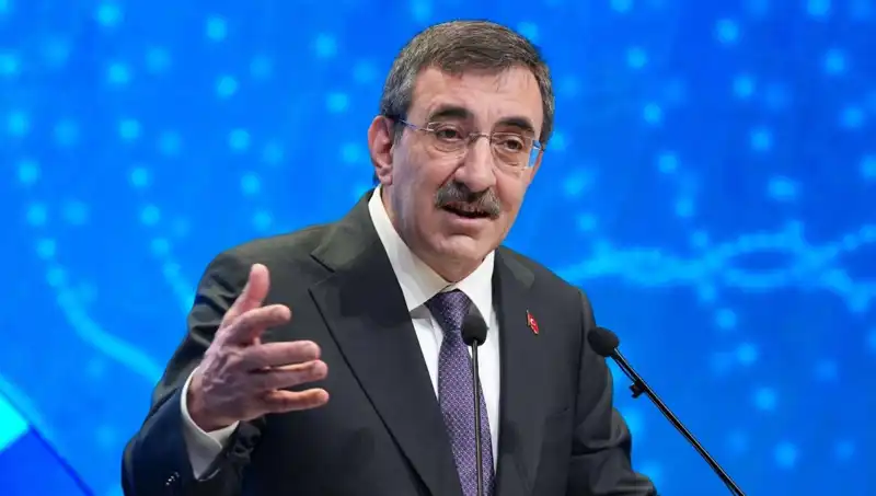 Cevdet Yılmaz'dan CHP Kurultayı İçin İki Farklı Senaryo Açıklaması