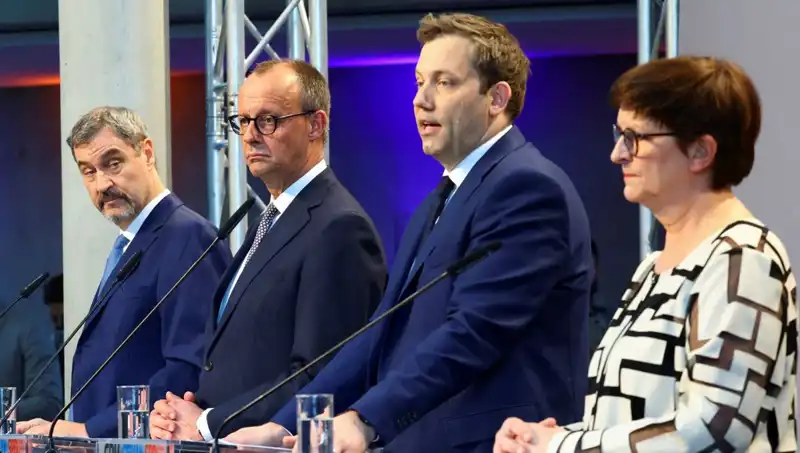 Almanya'da Yeni Dönem: SPD Üyeleri Koalisyonu Onayladı