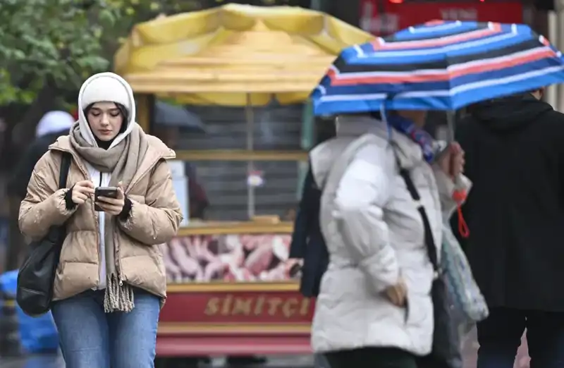 İstanbul’un Hava Durumu: Kış Geliyor, Sonra Yalancı Bahar Bekleniyor!