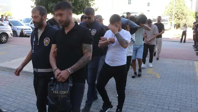 Sahte Escort İlanlarıyla 12 Milyon Liralık Dolandırıcılık Davası