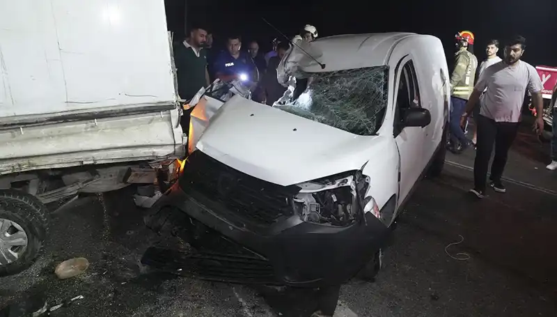 İstanbul'da Feci Kaza: 3 Yaralı, Olayın Ardındaki Gerçekler Neler?