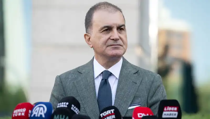 Ömer Çelik’ten Özel’e Sert Tepki: Meşru Demokratik Alanı Tehdit Ediyor!