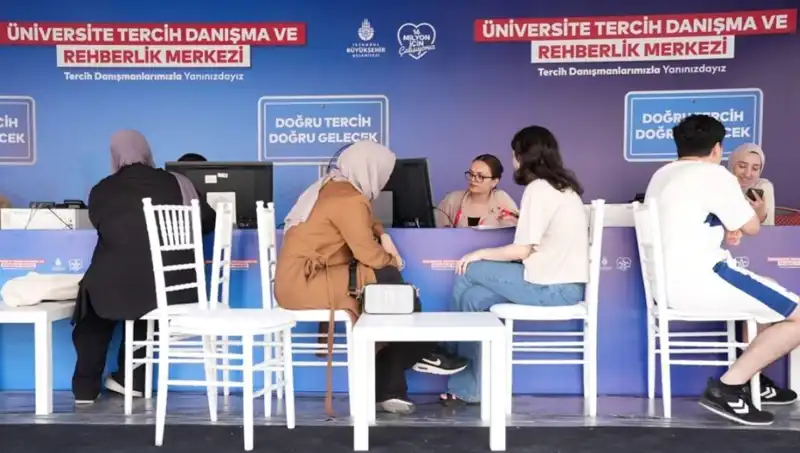 İstanbul'da Üniversite Tercih Danışma Merkezleri Artık Hizmette!