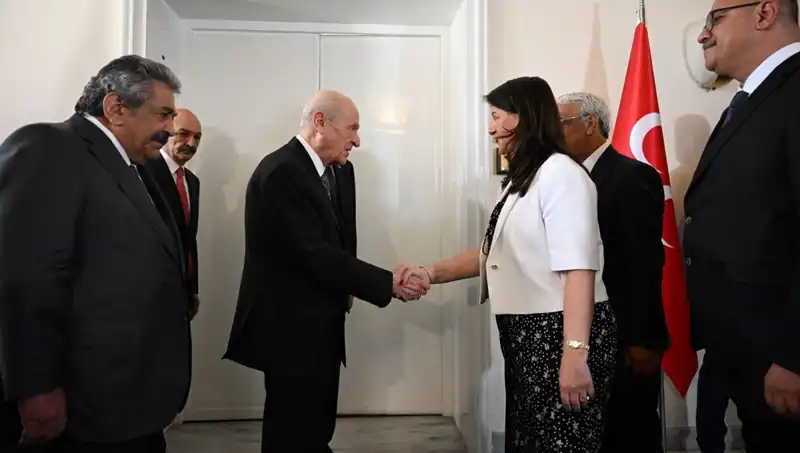 Bahçeli, DEM Parti Heyetini Ağırlayarak Yeni Dönemin Kapılarını Araladı