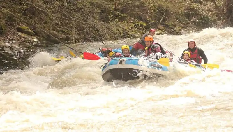 Rafting Tutkunları İçin Debiler Yükseldi: Macera Başlasın!
