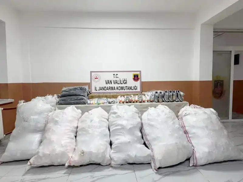 Van'daki Dev Kaçakçılık Operasyonu: 4 Milyon TL'lik Malzemeye El Konuldu