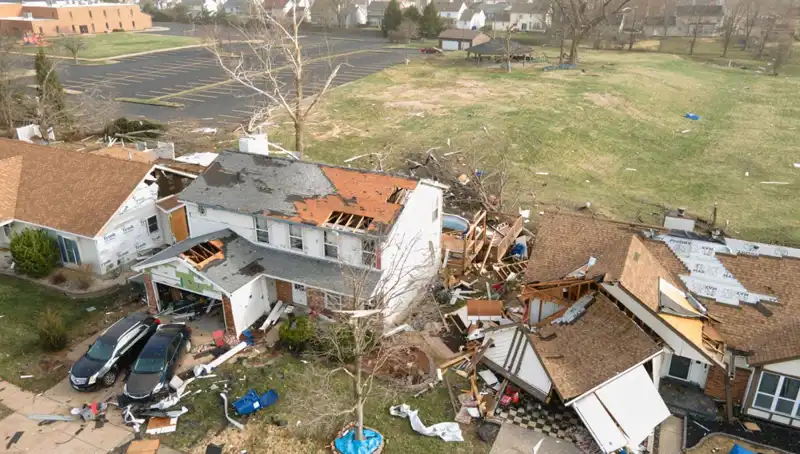 Amerikan Midwest’ini Sarsan Hortum Felaketi: Ölü Sayısı 36’ya Yükseldi