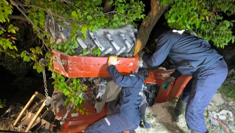 Kontrolden Çıkan Traktör Devrildi: Tükenmeyen Yas, Bir Kayıp Daha