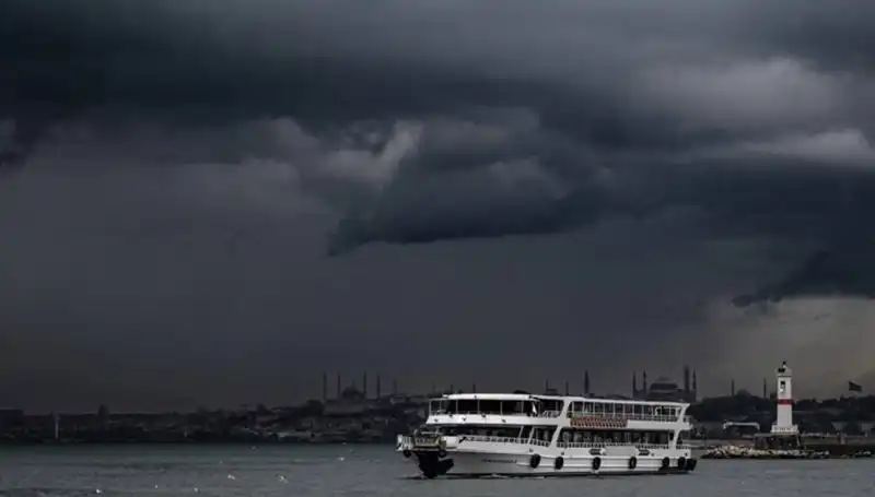 İstanbul ve Çevresinde Şiddetli Yağış Uyarısı: Hazır Olun!