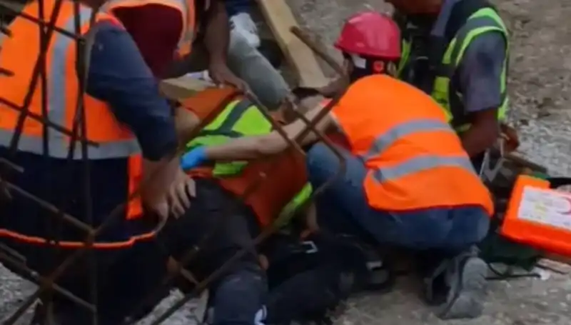 Adana’da İnşaat Faciası: İki İşçi Hayatını Kayıp Seçti!