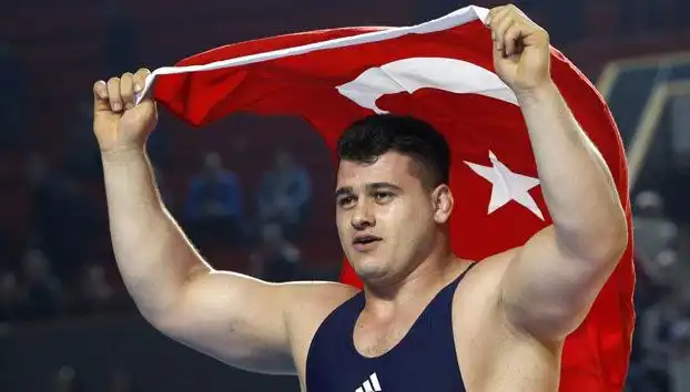 Milli Güreşçi Rıza Kayaalp'e Şok Men Cezası: 4 Yıl Sürecek mi?