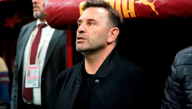 Galatasaray'da Okan Buruk'un Takımda Yaptığı Sürpriz Değişiklik