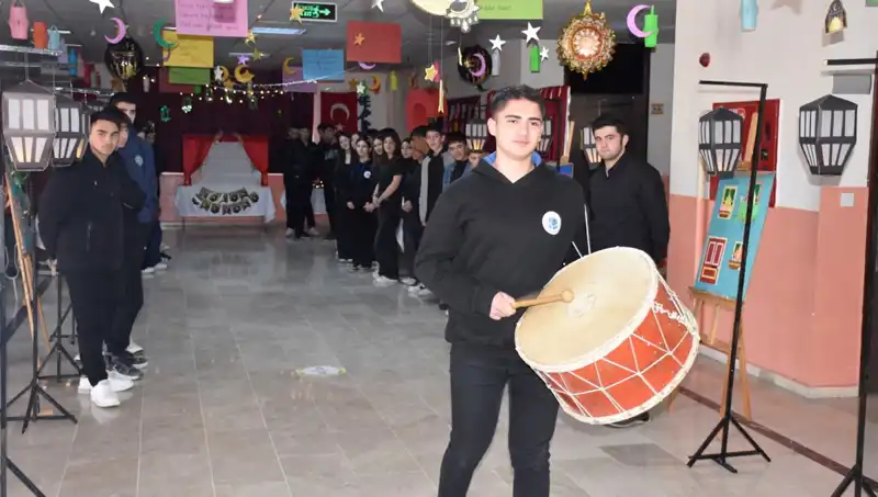 Ramazan Sokağı: Öğrenciler Maneviyatı Okullarında Hayat Buldu