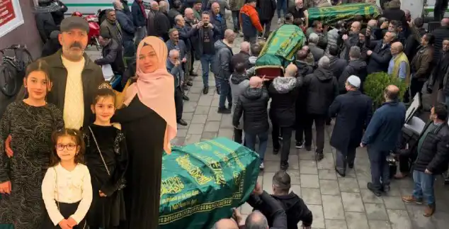 Rize’de Duygu Dolu Veda: Strasbourg’da Hayatını Kaybeden Kız Kardeşler