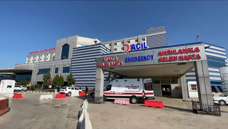 Tavuk Yemeği Faciası: 225 İşçi Zehirlenerek Hastanede Tedavi Edildi