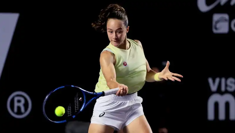 Zeynep Sönmez'in Kariyer Rekoruyla Spor Dünyasında Yeni Bir Dönem Başladı