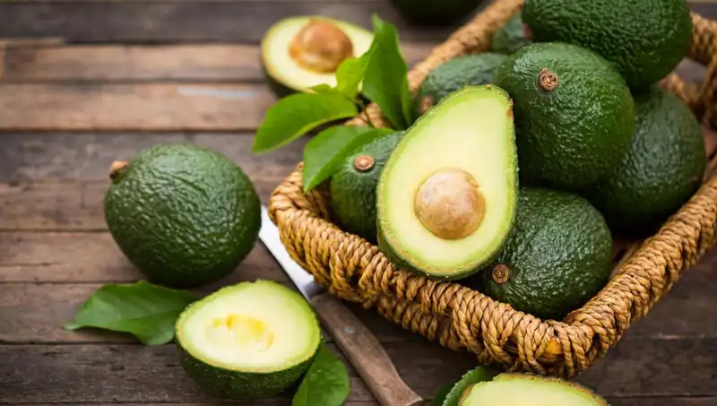 Avokado: Sağlıklı mı, Zararlı mı? Bilinmeyen Etkileri Neler?
