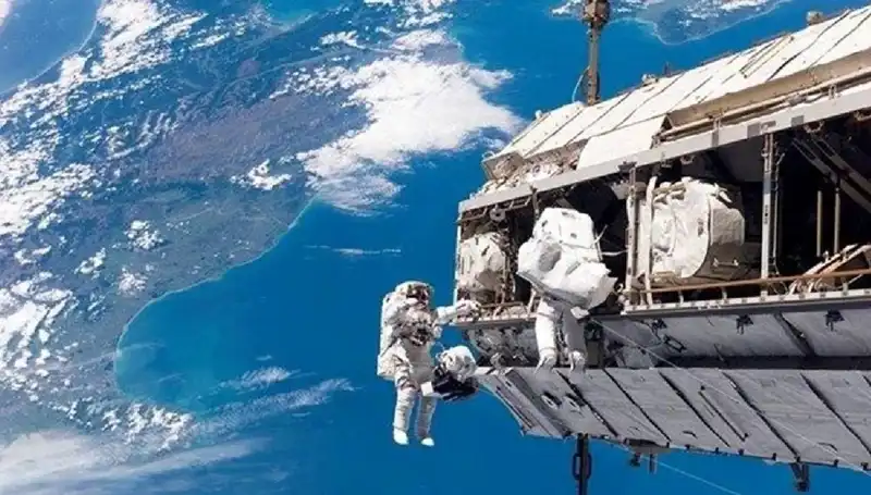 NASA ve Rusya, Uzay İstasyonu İş Birliği İçin Tarihi Anlaşma Sağladı