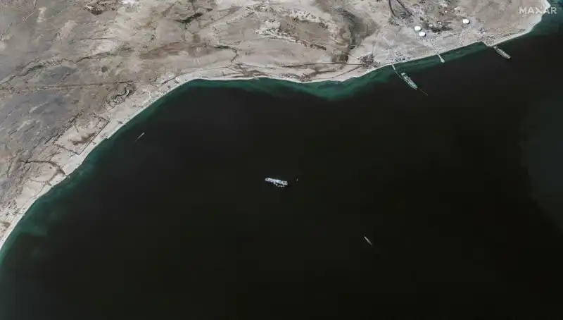 Yunan Gemisine Yapılan Saldırı: Mürettebatı Kurtaran Korkunç Anlar