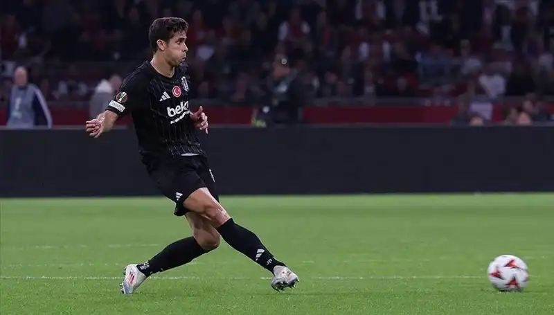 Beşiktaş'ın Derbi Öncesi Güçlü Gelişmeleri: Takımda Moraller Yükseliyor