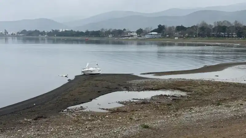 İznik Gölü'nde Kuraklık Alarmı: Yağmurlar Yetmiyor mu?