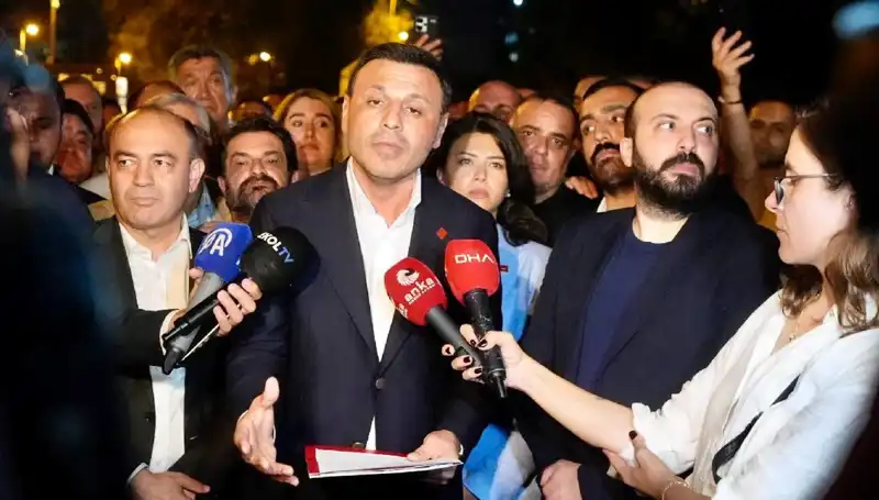 CHP İstanbul İl Başkanı Özgür Çelik, İfadeye Çağrıldı: Neler Yaşandı?
