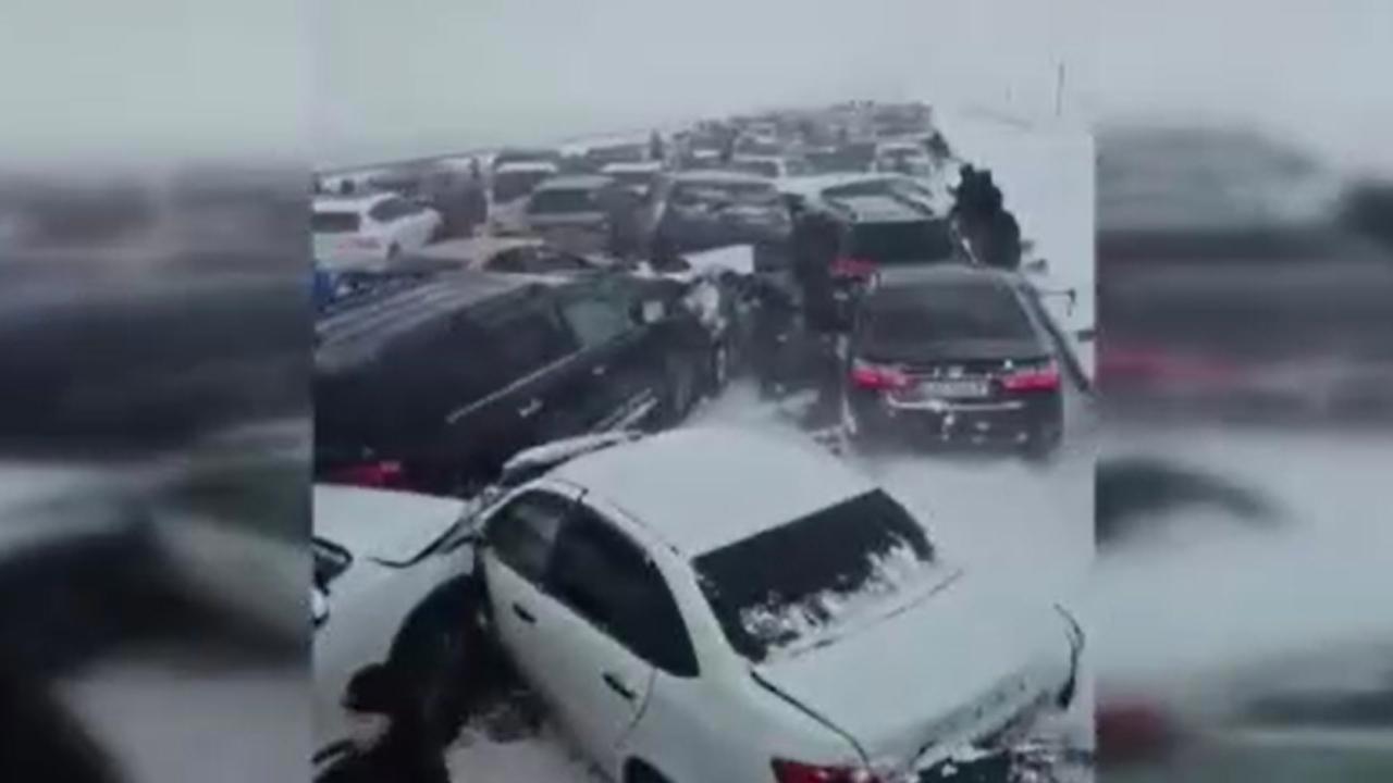 Kazakistan'da Dev Trafik Kazası: 95 Araç Karıştı