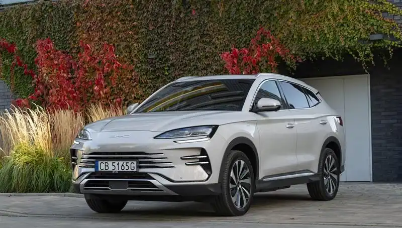 BYD'nin Büyüme Hızı Yavaşladı: Elektrikli Araç Pazarı Nereye Gidiyor?