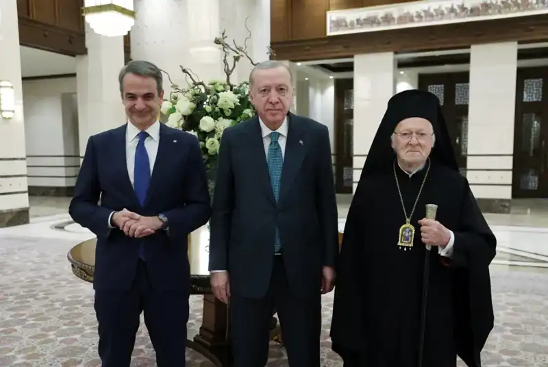 Miçotakis'in Ankara Ziyareti: Tespih Diplomasisi ve Beklentiler