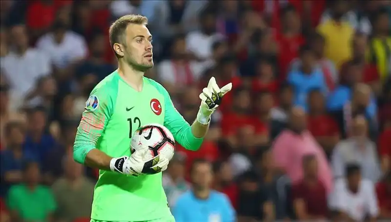Milli Kaleci Mert Günok, Futbolu Bırakma Zamanını Açıkladı!