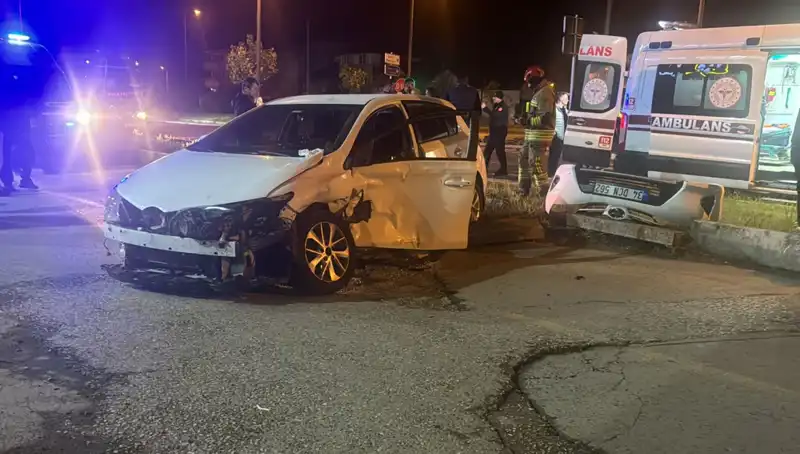 Pikap ile Otomobil Arasında Kaza: Şok Edici Detaylar Ortaya Çıktı