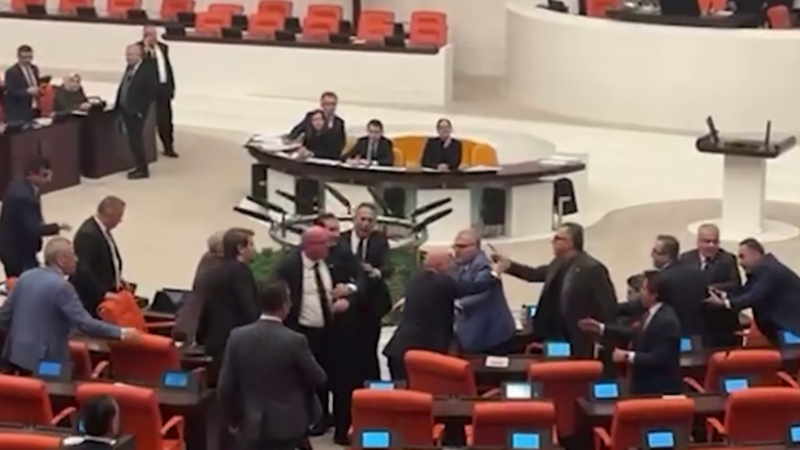 Meclis'te İsmet İnönü Tartışması: Geçmişin Gölgesinde Yeniden Bir Hesaplaşma