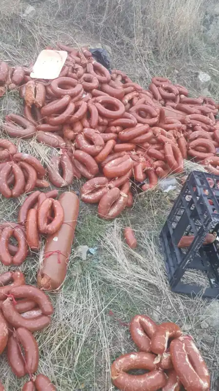 Ankara'da Yüzlerce Kilo Sucuk ve Salam Neden Atıldı?