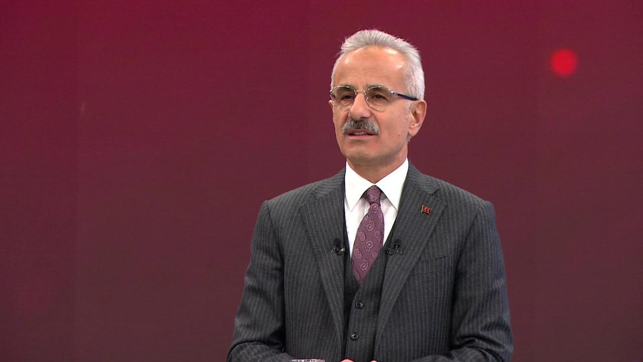 Bakan Uraloğlu: Sosyal medya düzenlemesi yolda