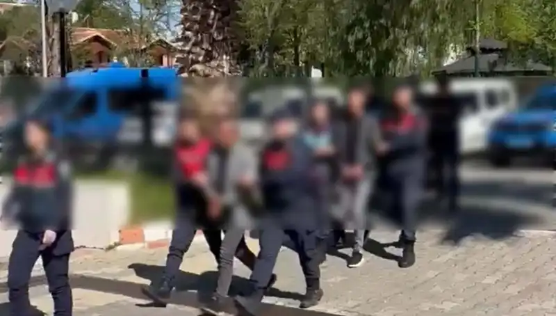 Aydın’da Şok Edici Olay: Gasptan Sonra Benzinle Yakmaya Çalıştılar!