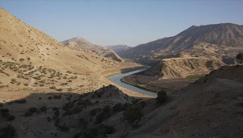 Tahran'da Su Krisisi: Tüketimi Yüzde 20 Azaltmak Zorunlu!