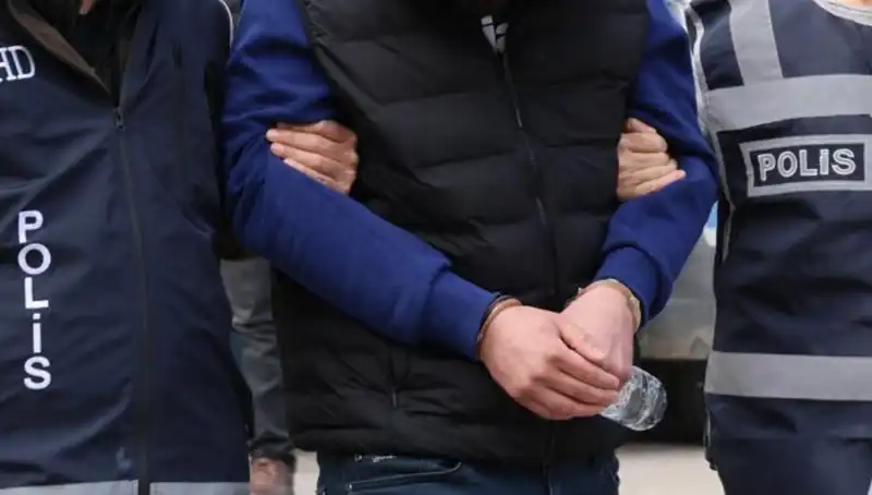 Türkiye’nin Dört İlinde DAEŞ Operasyonu: 4 Şüpheli Gözaltına Alındı