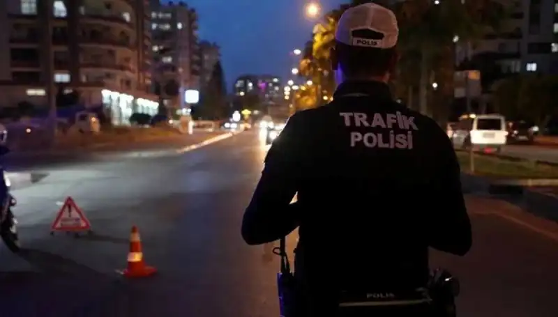 Sosyal Medyada Tahrik Eden İki Sürücüye Rekor 53 Bin Lira Ceza!